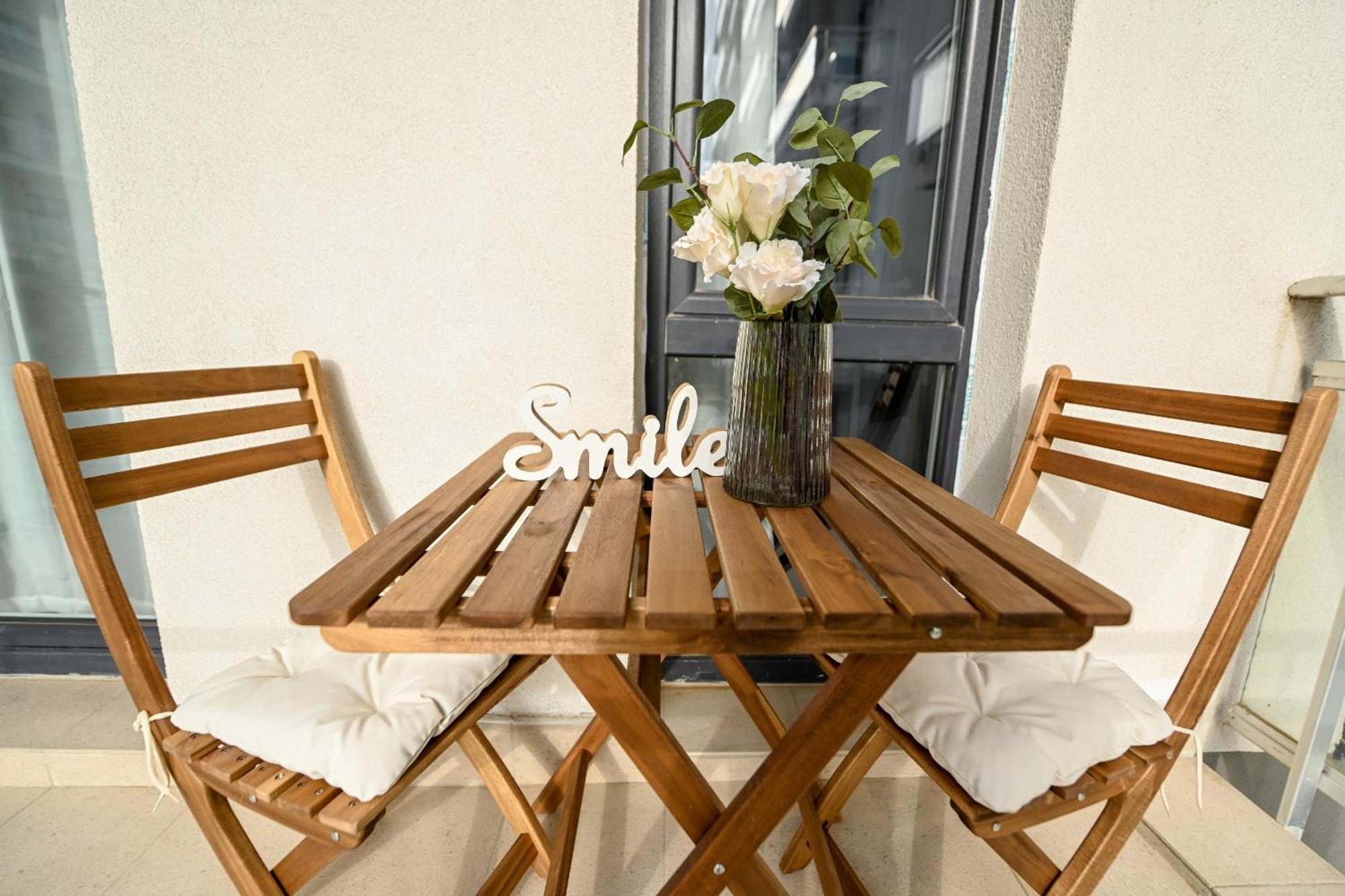 Perfect Stay: Urban Heaven In Aviatiei Business Area 부쿠레슈티 객실 사진